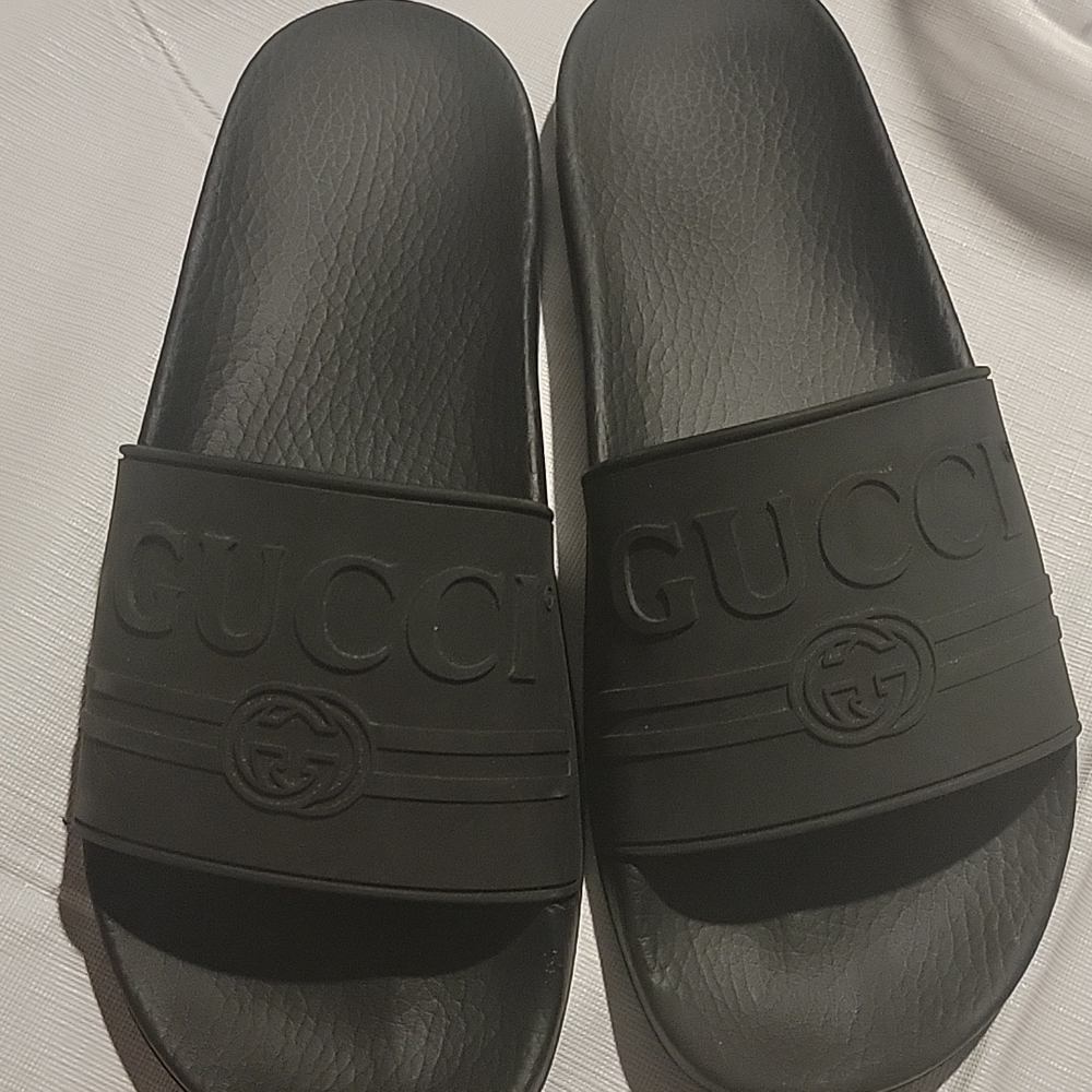 Gucci slides